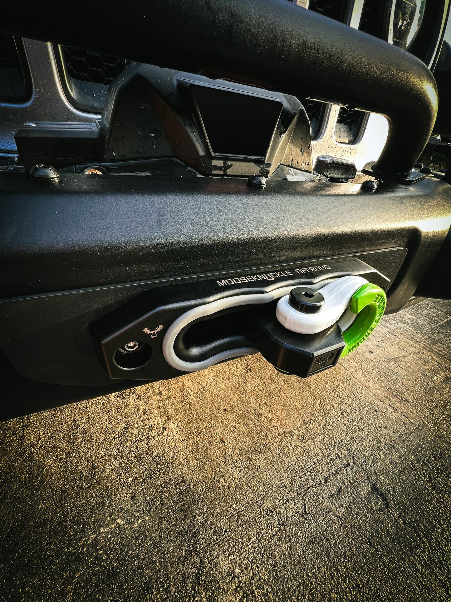 Jawse Split Shackle