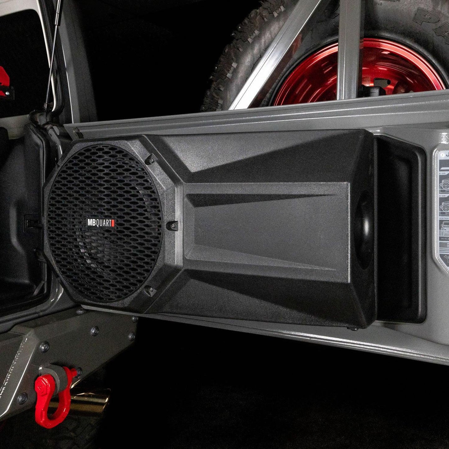 MB Quart JL/JK Tailgate Subwoofer Install