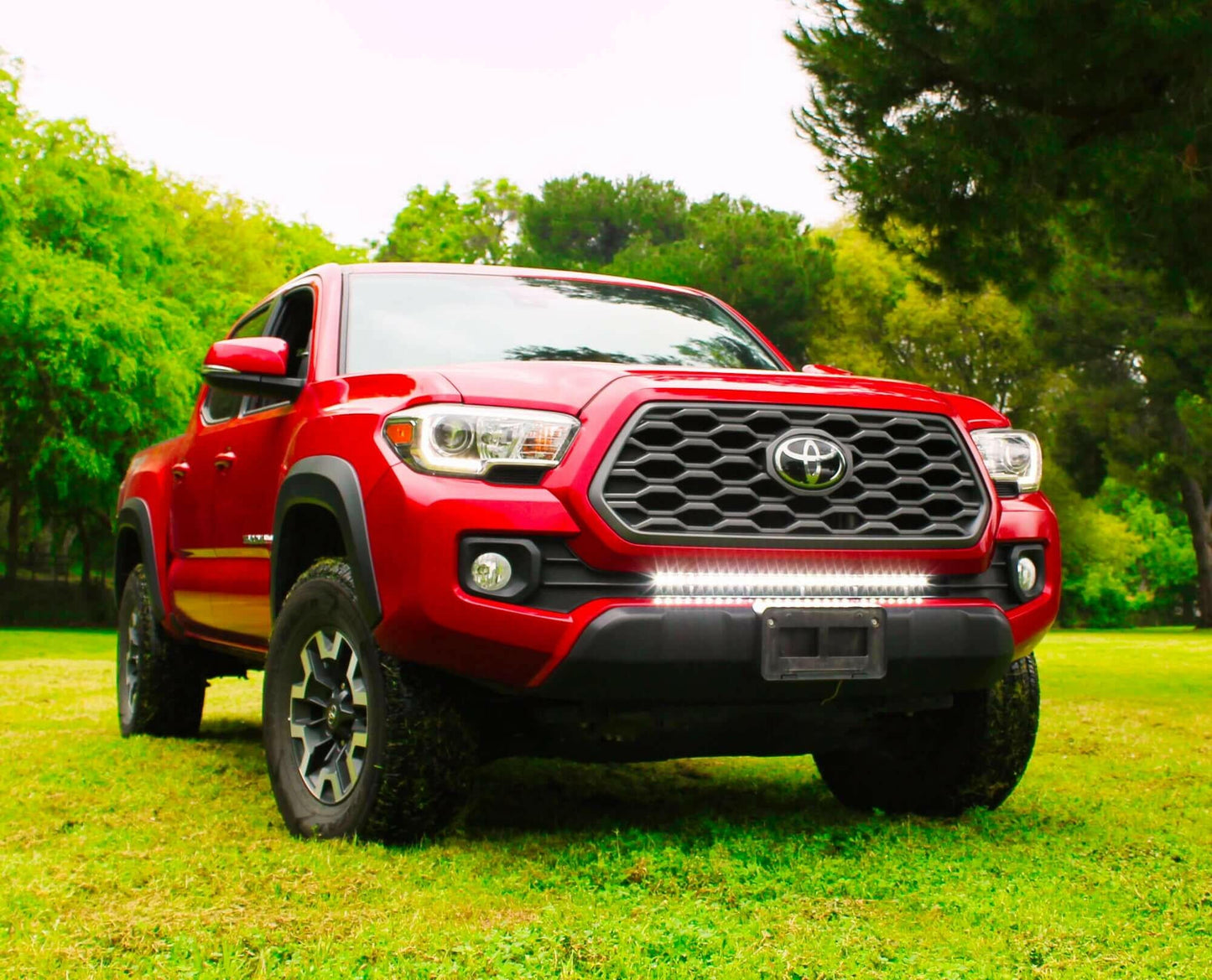 2016-2023 Toyota Tacoma Single 30in Light Bar
