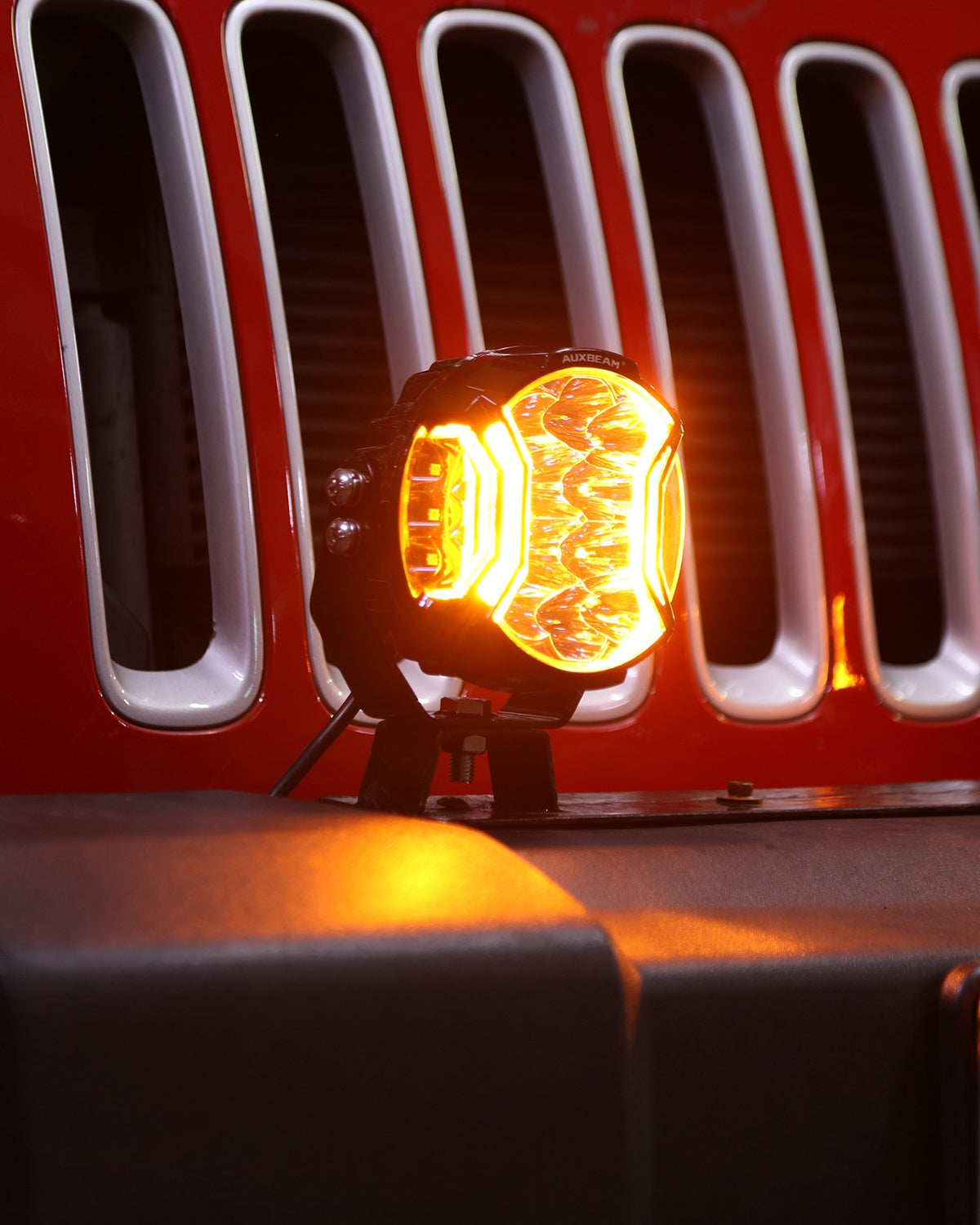 V-ULTRA Series LED Side Shooter Amber/White Pod Lights with Amber DRL