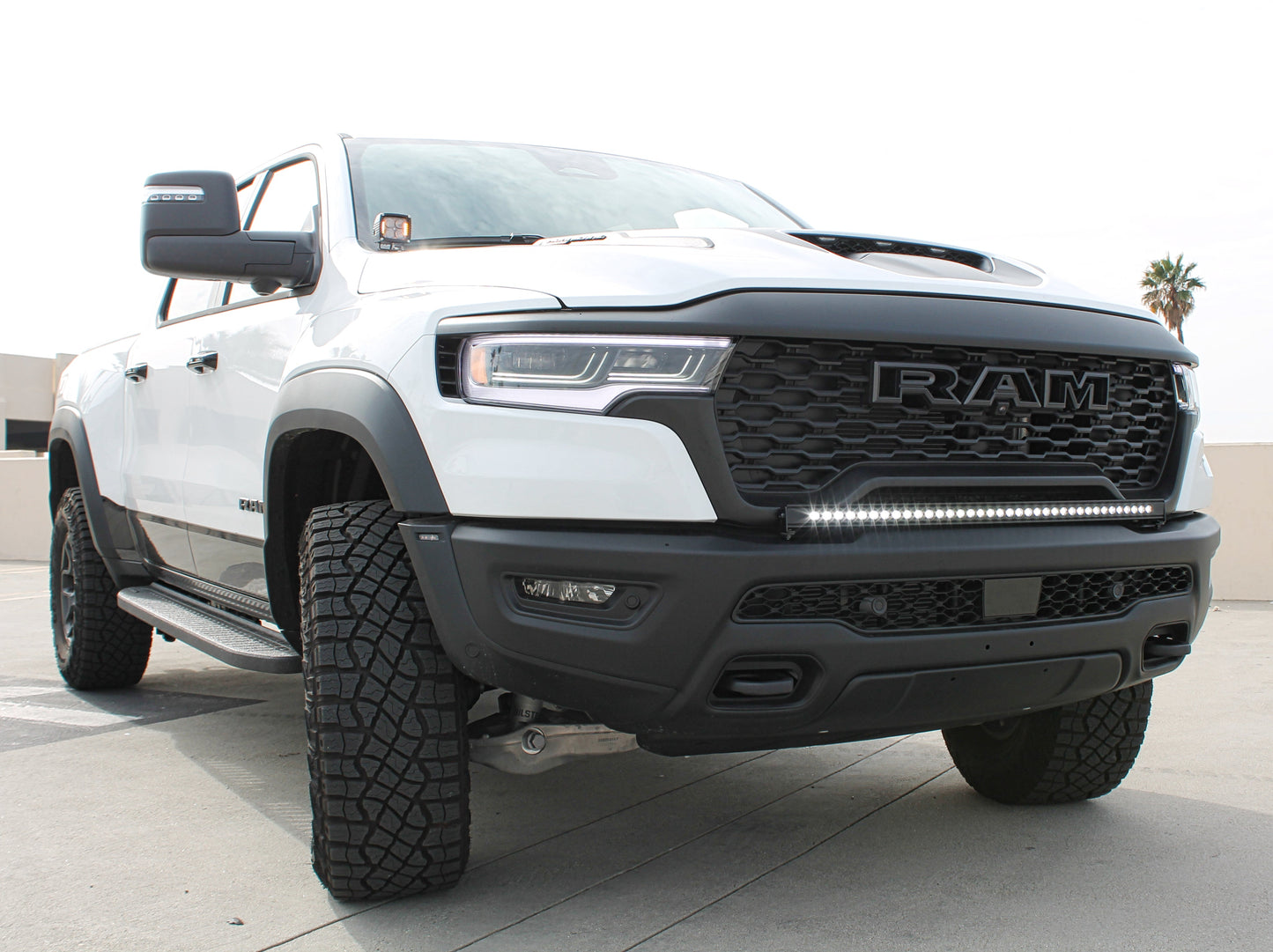 2025+ RAM 1500 RHO 40in Light Bar - Slim