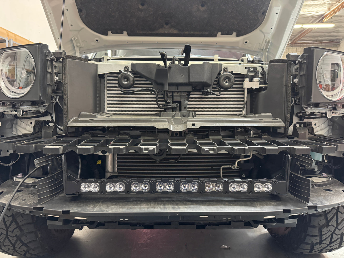 2024+ Toyota Land Cruiser Dual 30s Light Bars - PRO