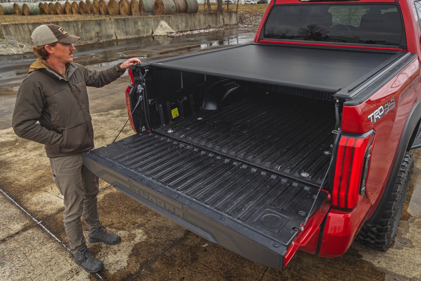 Powered Retractable Bed Cover 5'7" Bed | Toyota Tundra 2WD/4WD (2022-2025)