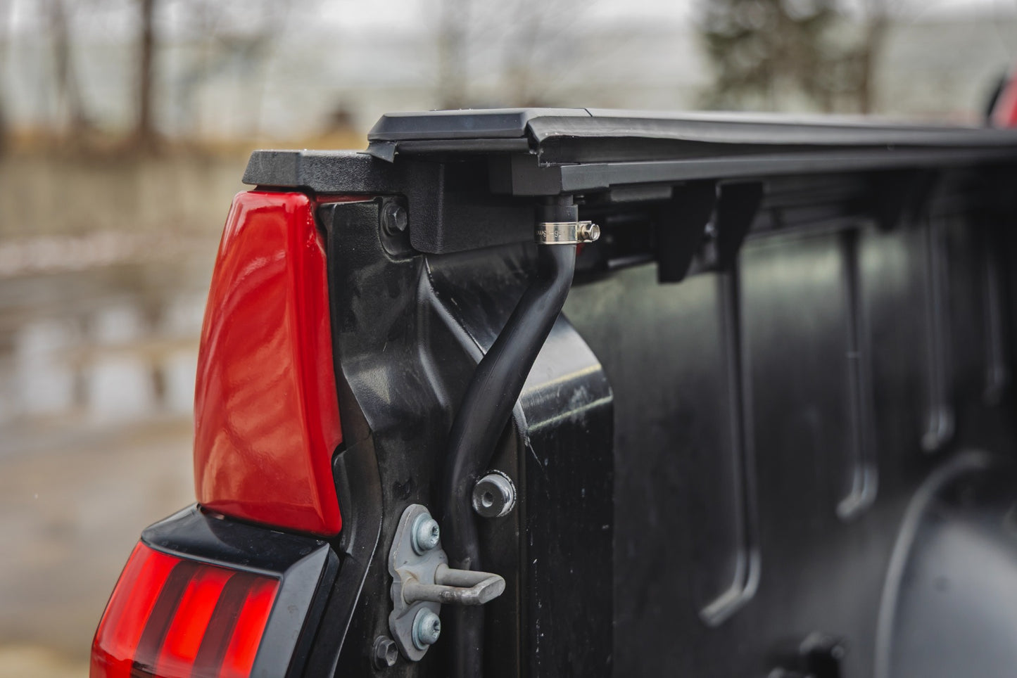 Powered Retractable Bed Cover 5'7" Bed | Toyota Tundra 2WD/4WD (2022-2025)