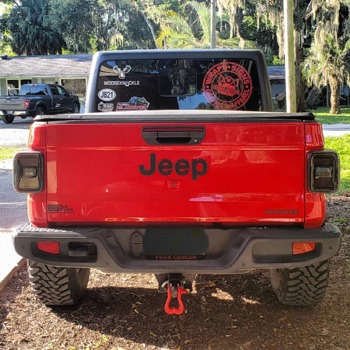 Red Jeep Shackle JT Gladiator Mohawk Hitch Receiver